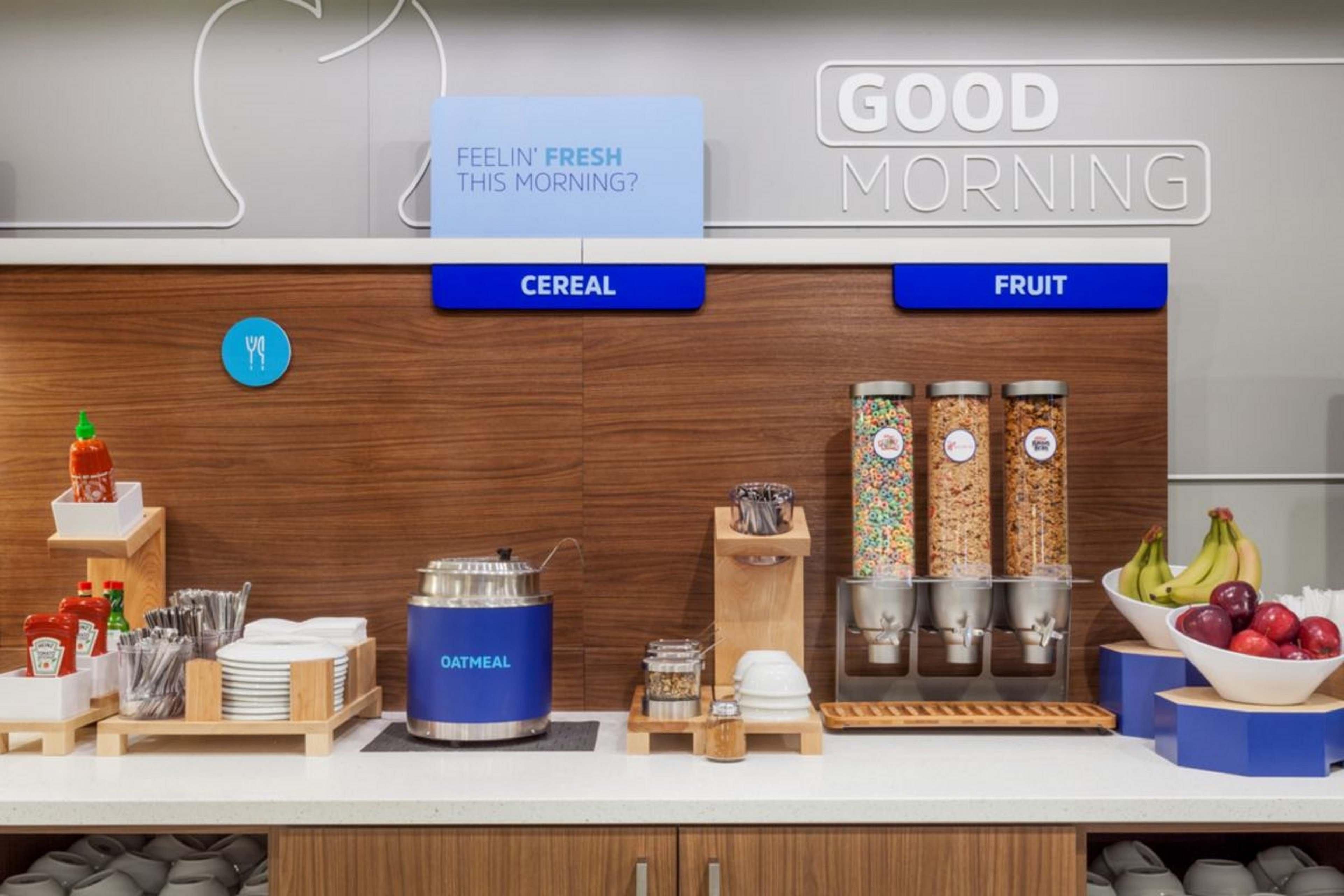 Holiday Inn Express & Suites - Lexington W - Versailles By Ihg Dış mekan fotoğraf