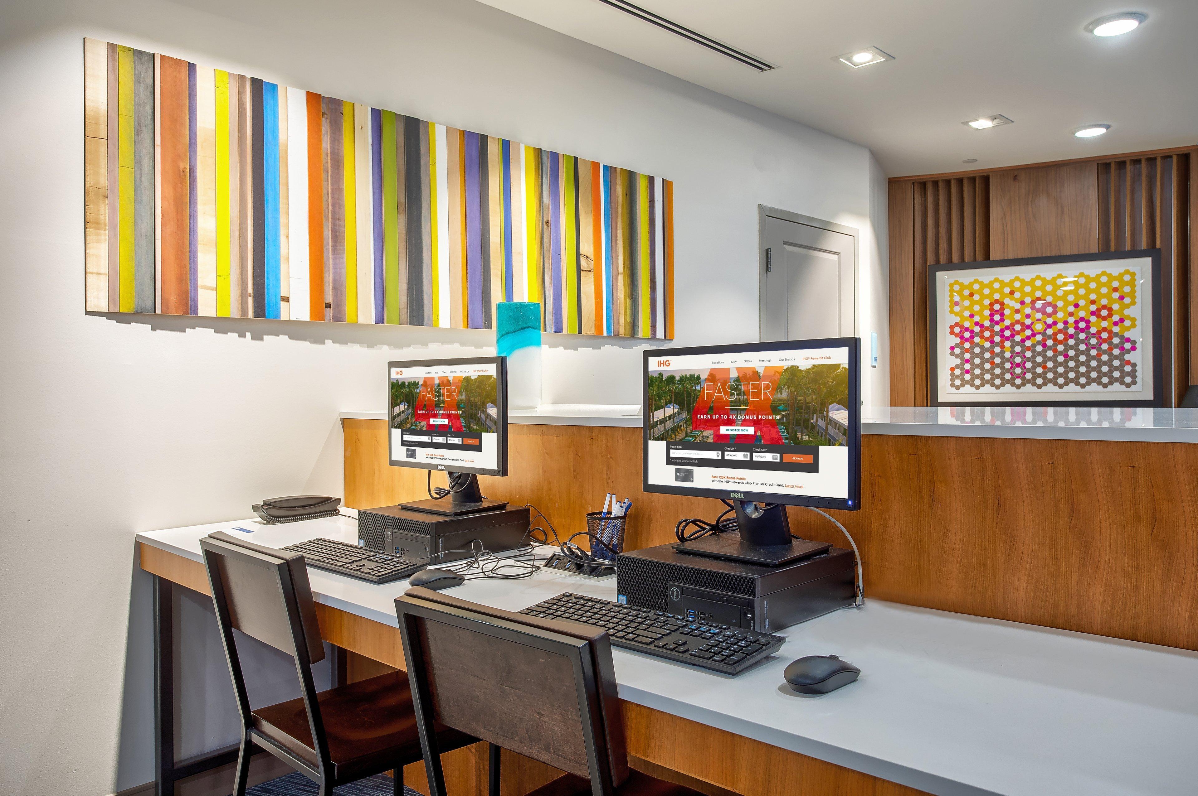 Holiday Inn Express & Suites - Lexington W - Versailles By Ihg Dış mekan fotoğraf